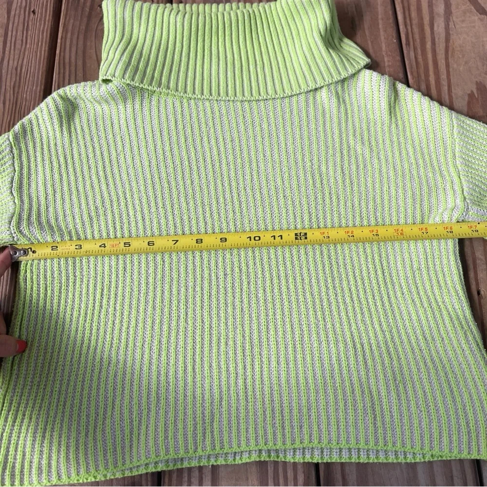 Becca Tilley x Bar III Neon Green Ribbed Turtleneck Sweater XS